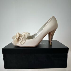 CHANEL Cream Heels with Camellia Floral Accent
